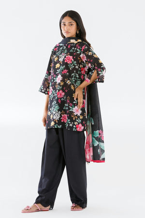 Basics '26 - Stitched Printed Lawn Shirt | SS26BSP194