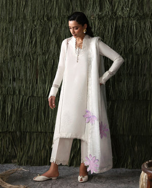 Basics Vol 2 '26 - White Swan