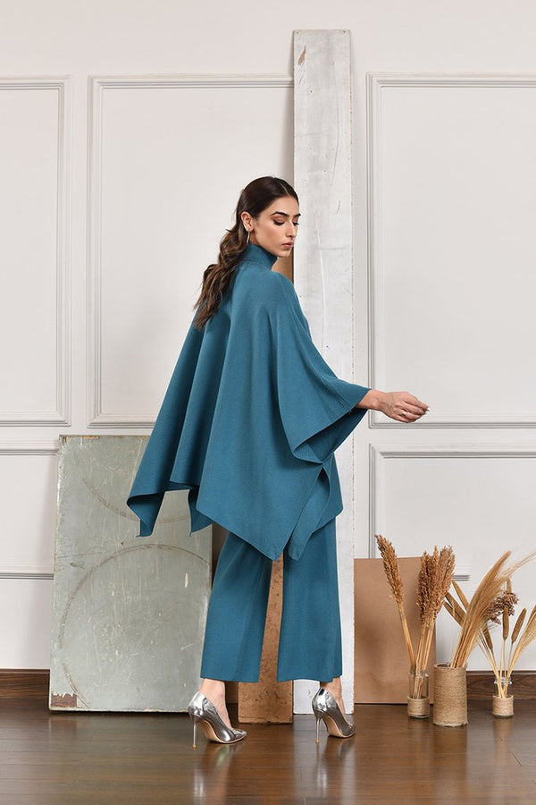 Hassal Autumn Winter -Lily Knitted Cape Teal Separates