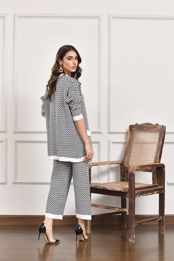 Hassal Autumn Winter -Two Piece Checkered Knit Suit